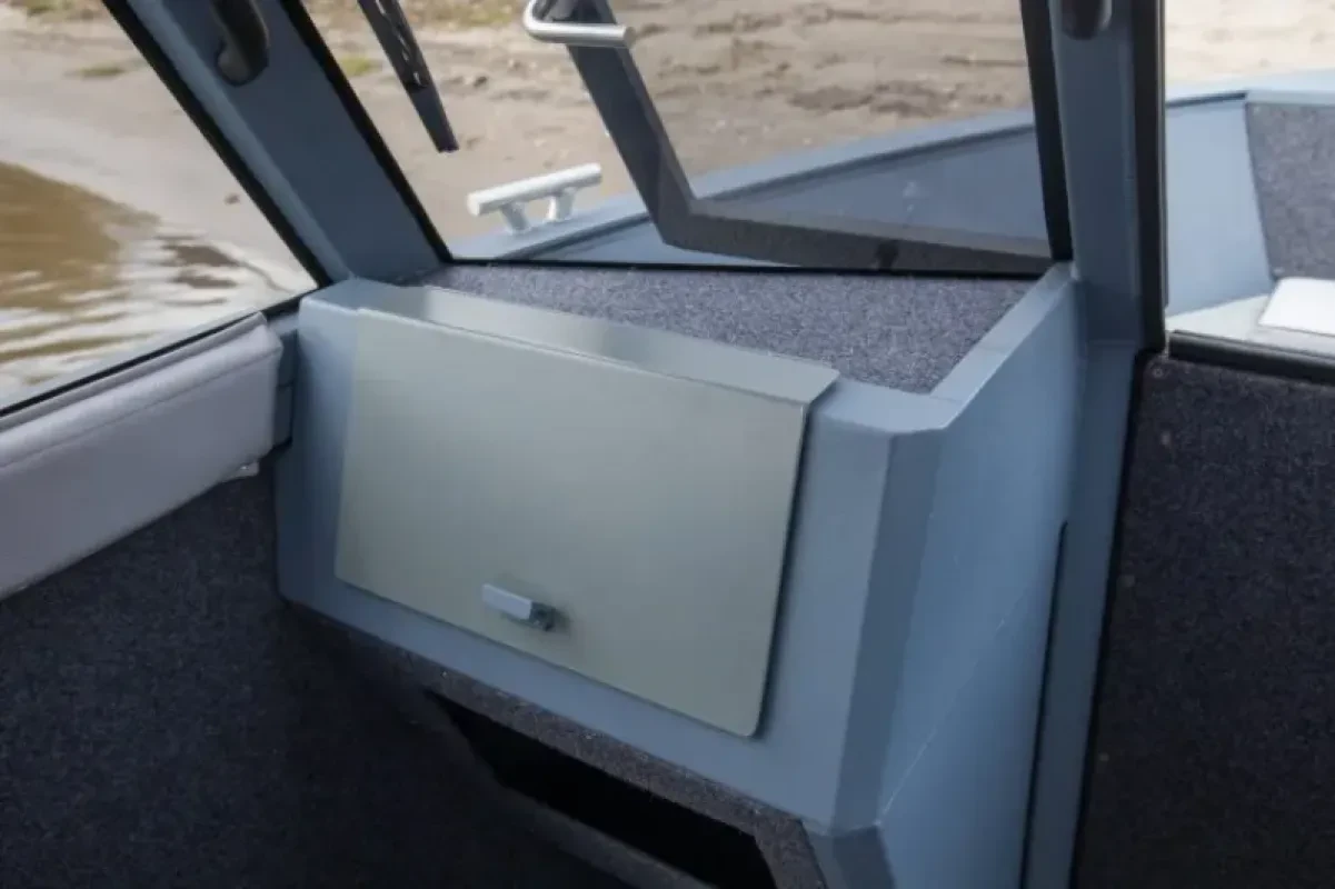 Салют Realcraft 600 Cabin