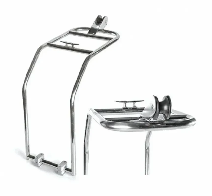 Консоль носовая якорно-швартовная большая