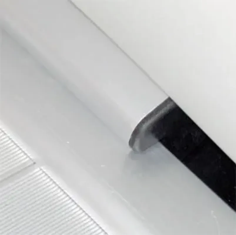 Заглушка стрингеров (пластик), правая