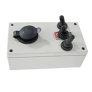 Панель переключателей 3шт с гнездом прикуривателя, серая 130001GT