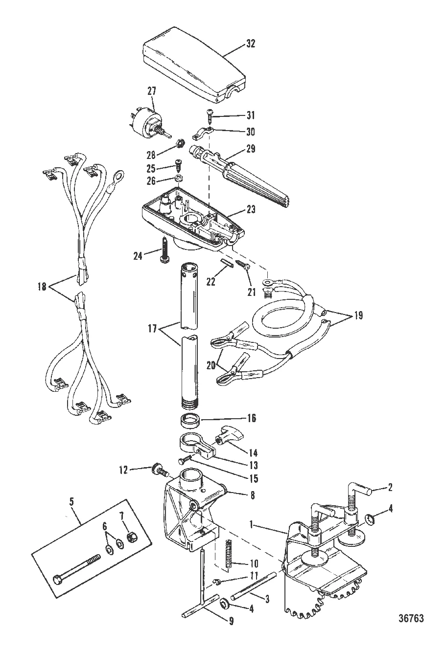 ВЕДУЩИЙ ВАЛ И КОРПУС БЛОКА УПРАВЛЕНИЯ (Опора транца)