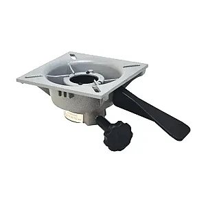 Переходник-основание сидений 168х168х60 мм, с фиксатором 3100031-L1