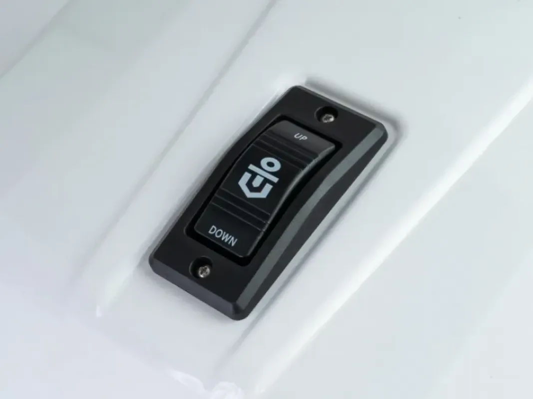 Якорная лебедка "SHTOKER S" на палубу белая