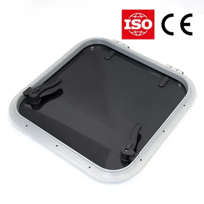 Техномарин Люк палубный безрамный Пеликан 425x425 R75