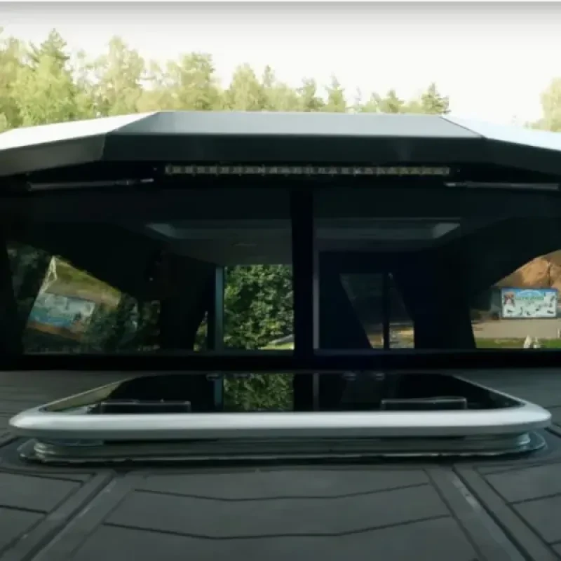 Техномарин Люк палубный распашной Альбатрос 650x650