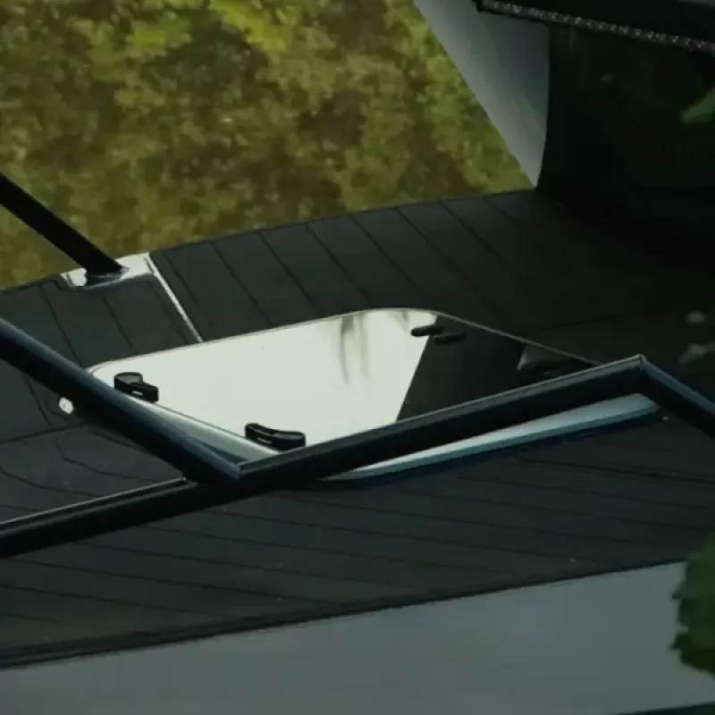 Техномарин Люк палубный распашной Альбатрос 600x600