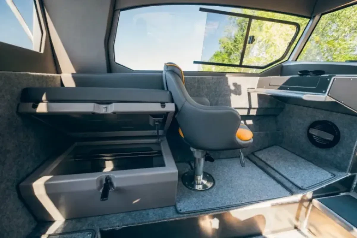 Техномарин Форточка накладная со сдвижным стеклом, левая 607x334