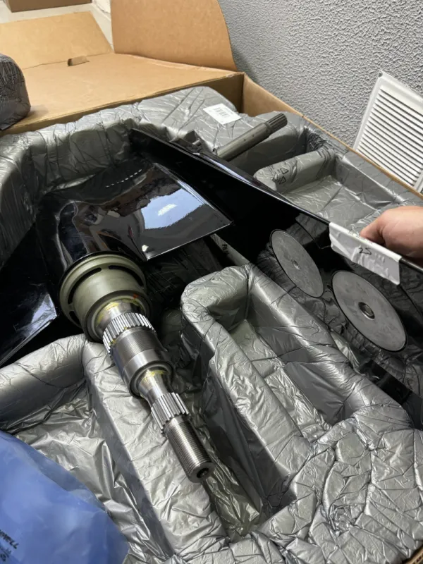 Нижняя часть редуктора Mercuiser Bravo 3 III