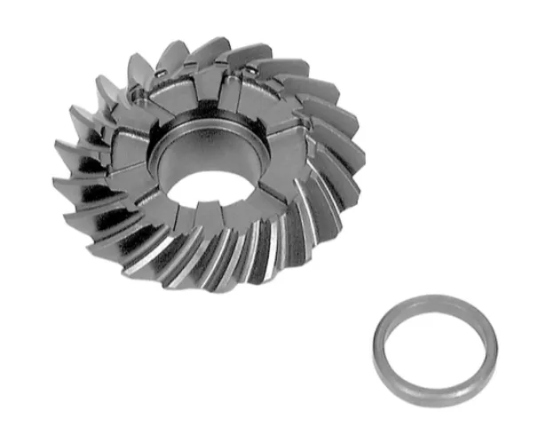 828073A1 Шестерня реверса Mercruiser Alpha One