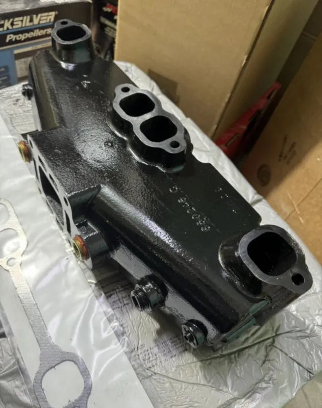 Коллектор выпускной V8 5.0/5.7/6.2 860246A10 (QUICKSILVER)