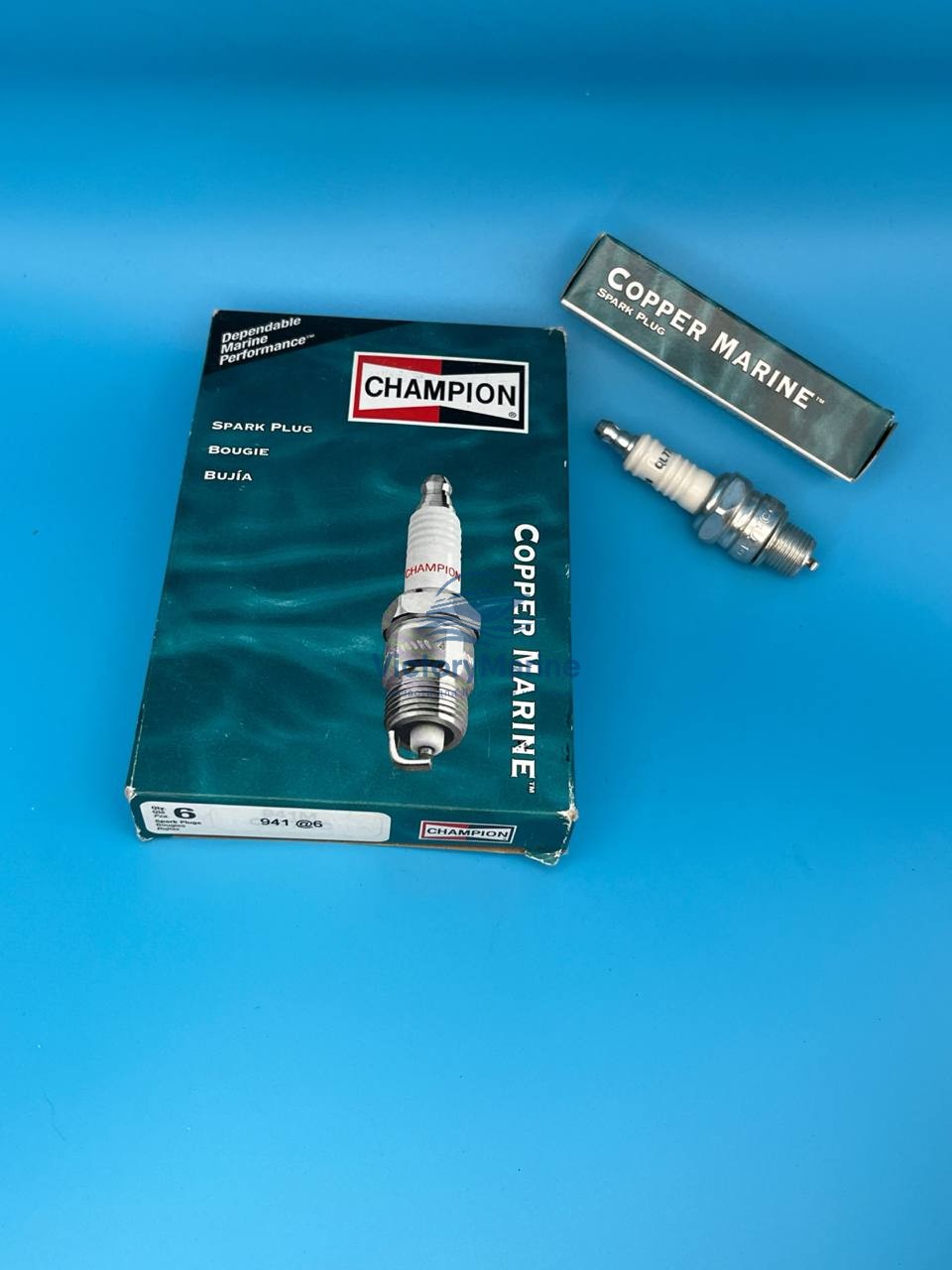 941 Свеча зажигания CHAMPION Copper Marine (QL77CC/941M)