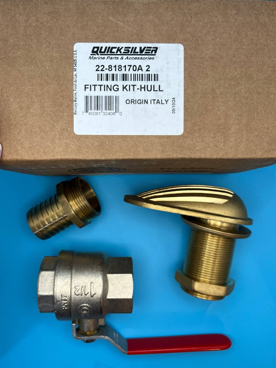 818170A2 Фитинг сквозной корпусной Mercury / MerCruiser (QUICKSILVER)