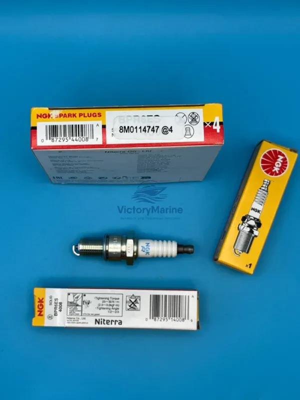 Свеча зажигания BPR6ES Mercruiser 8.2L