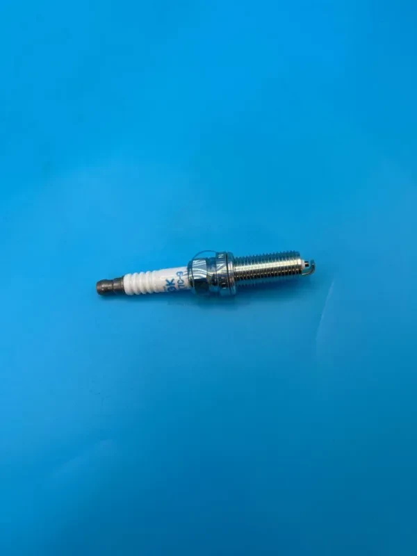 Свечи зажигания Mercury v6 v8 NGK LKAR7C-9 8M0135348