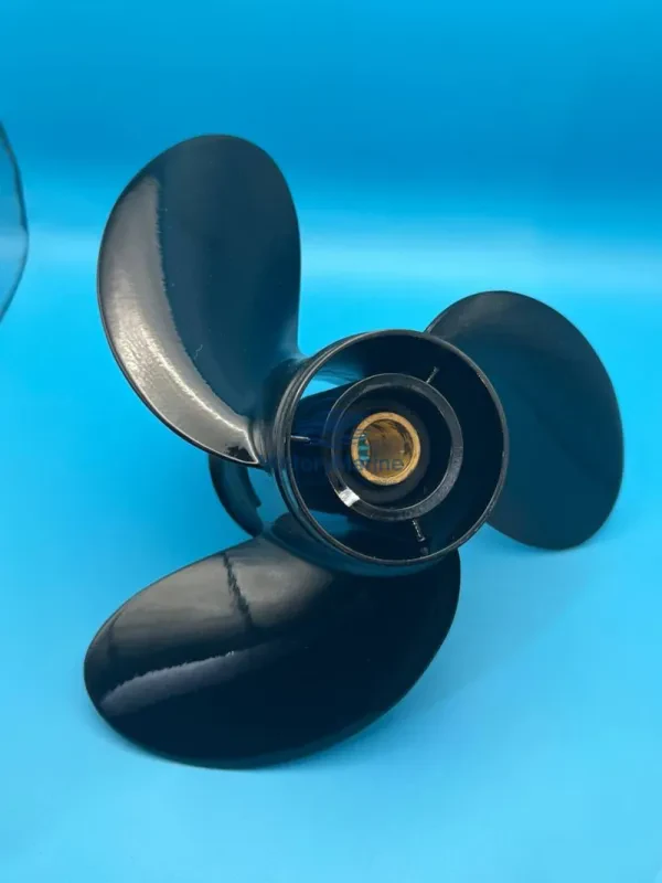 Винт гребной Mercury Black Max, диаметр 9.25 x 10 шаг