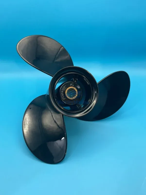 Винт гребной Mercury Black Max, диаметр 9.25 x 10 шаг