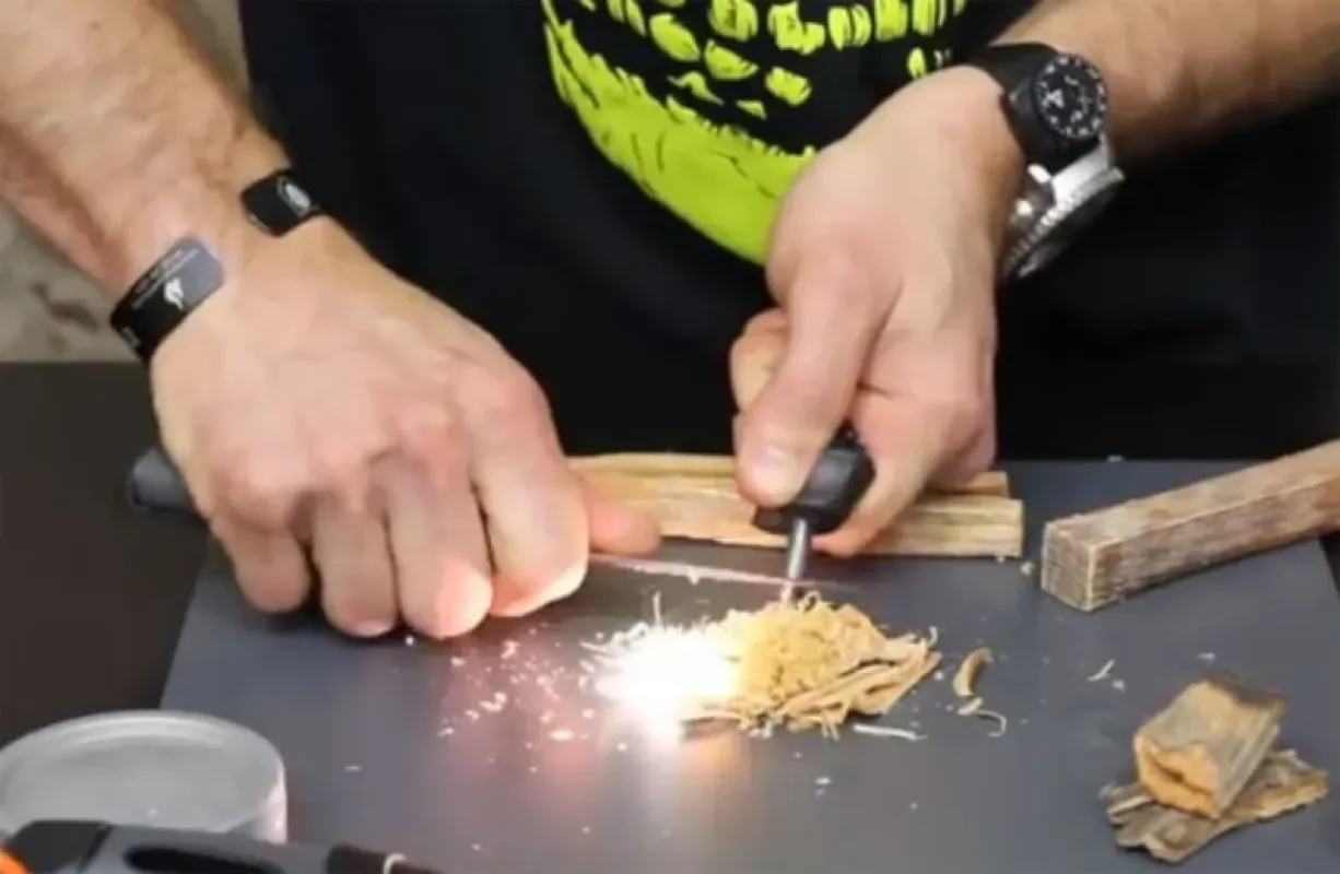 Mora of Sweden (Ножи) Огниво Bushcraft FireSteel ()