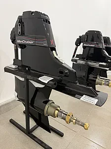 5447500TZ Mercury Marine Поворотно-откидная колонка Mercruiser Bravo III X 2.20 5447500TP