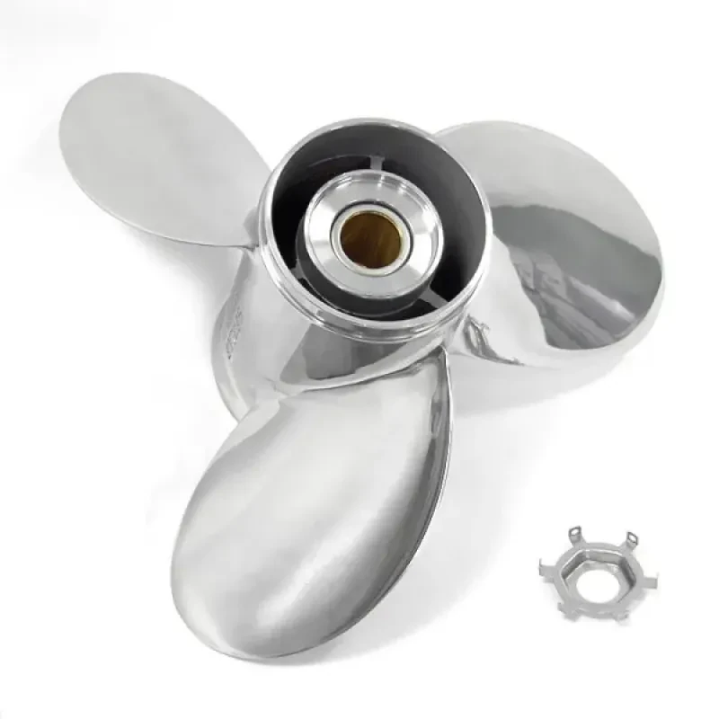 Винт гребной Solas , 3x13 1/4x17 (R)